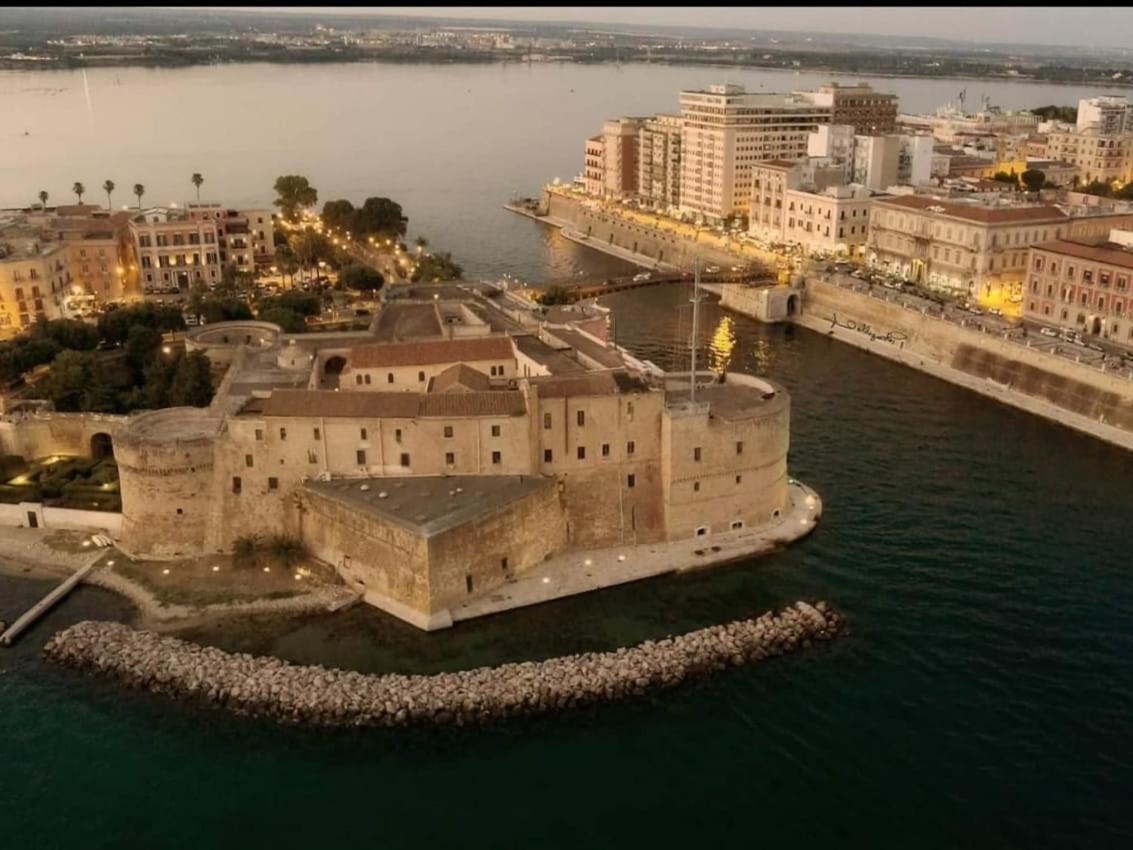 Casa Santagostino Apartment Taranto Exterior foto
